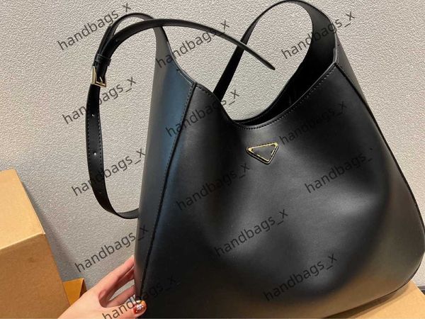 designer bag p bag new p home tote bag shopping bag bright cowhide portable one shoulder slanting women's fashion with logo xq2d
designer bag p bag new p home tote bag shopping bag bright cowhide portable one shoulder slanting women's fashion with logo xq2d