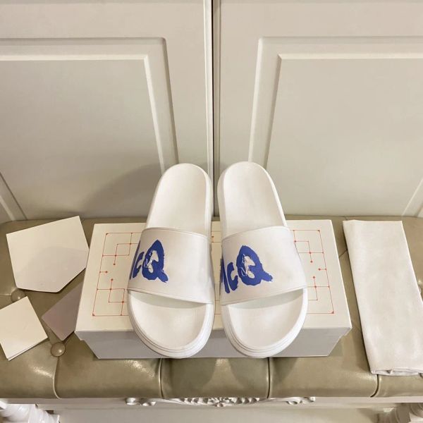 men women slippers summer ladies designer hollowed out sandals pattern flats flip flops loafer fashion tories slides rubber outdoor beac wzi, Black
men women slippers summer ladies designer hollowed out sandals pattern flats flip flops loafer fashion tories slides rubber outdoor beac wzi, Black