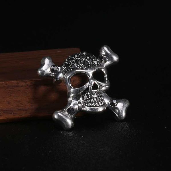 pins brooches enamel brooch pin for women simple glittery stained skull badge halloween alloy bag clothes pendant punk decoration accessorie, Gray
pins brooches enamel brooch pin for women simple glittery stained skull badge halloween alloy bag clothes pendant punk decoration accessorie, Gray