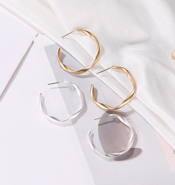 matte goldsilver color small open ed hoop earrings for women geometric circle hoops minimalist metal small earrings3507993, Golden;silver
matte goldsilver color small open ed hoop earrings for women geometric circle hoops minimalist metal small earrings3507993, Golden;silver