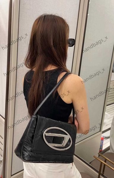 silver pleated underarm bag seasonal popular bag metal die and sel bag spicy girl trendy women's bag iqac
silver pleated underarm bag seasonal popular bag metal die and sel bag spicy girl trendy women's bag iqac