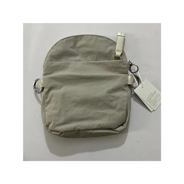 luxury designer bag nylon waterproof casual chest bag storage multifunctional sports waist bag with large capacity bag chest bag
luxury designer bag nylon waterproof casual chest bag storage multifunctional sports waist bag with large capacity bag chest bag