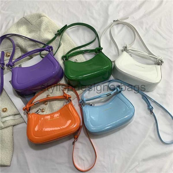 2023 simple and westernized design underarm contrast color bag casual handheld one fashion lacquered candy crescent bagstylishdesignerbags
2023 simple and westernized design underarm contrast color bag casual handheld one fashion lacquered candy crescent bagstylishdesignerbags