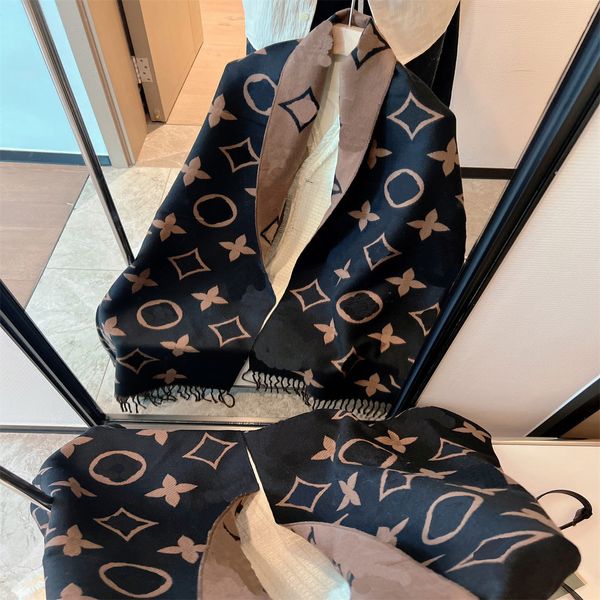 2023ss winter scarf women cashmere lady stoles design print female warm shawls and wraps thick reversible scarves blanket000002, Blue;gray
2023ss winter scarf women cashmere lady stoles design print female warm shawls and wraps thick reversible scarves blanket000002, Blue;gray
