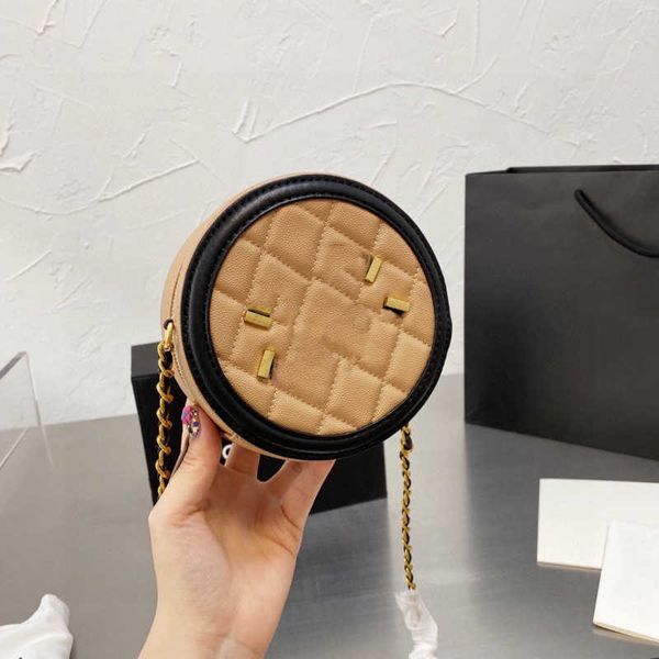designers bags 2022 new leisure small flavor rhombic chain bag caviar cow skin round cake bag versatile crossbody women's bag
designers bags 2022 new leisure small flavor rhombic chain bag caviar cow skin round cake bag versatile crossbody women's bag