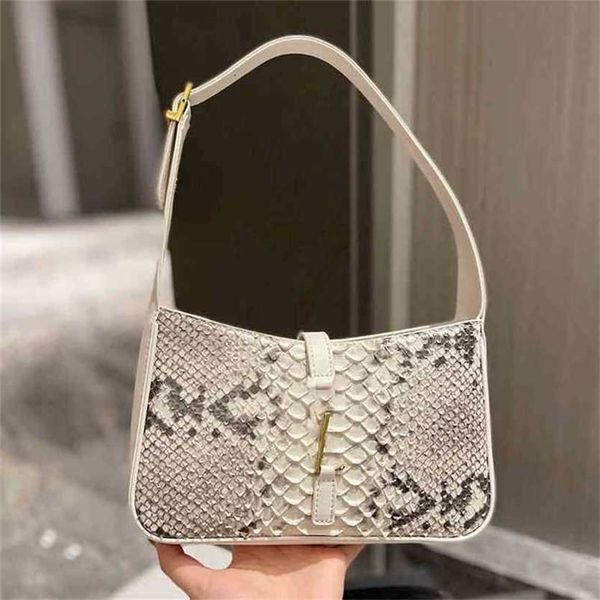 unusual shoulder bags snake print underarm bag women leather designer handbag tote messenger vintage crossbody purses 220627
unusual shoulder bags snake print underarm bag women leather designer handbag tote messenger vintage crossbody purses 220627