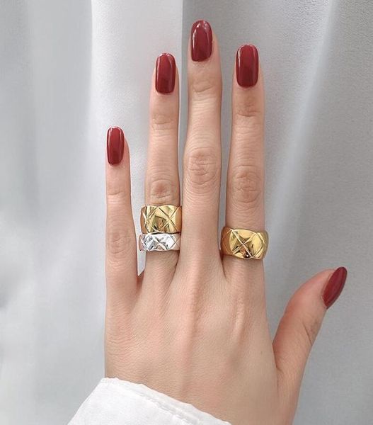 stainless steel love ring for woman men jewelry silver gold rose gold rings wedding promise rings for female women gift engagement6779010
stainless steel love ring for woman men jewelry silver gold rose gold rings wedding promise rings for female women gift engagement6779010