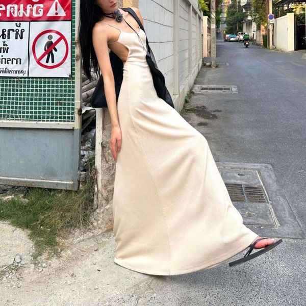 yayun temperament charming back view kill long waist halter dress female summer tall holiday, Black;gray
yayun temperament charming back view kill long waist halter dress female summer tall holiday, Black;gray