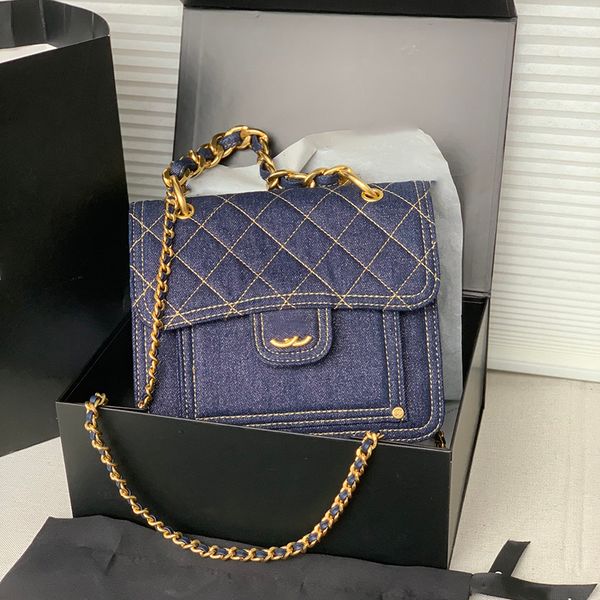 designer women shoulder bag denim bag braided handle tote clamshell quilted hardware metal clasp matelasse chain crossbody purse tote purse
designer women shoulder bag denim bag braided handle tote clamshell quilted hardware metal clasp matelasse chain crossbody purse tote purse