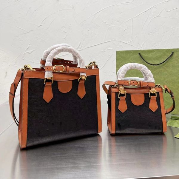 Fashion Totes designer bag the tote bag luxurys handbags crossbody bags Bamboo handle bags for women leather tote bag Genuine Leather Soft Zipper Fashion Bags Totes, Green
Fashion Totes designer bag the tote bag luxurys handbags crossbody bags Bamboo handle bags for women leather tote bag Genuine Leather Soft Zipper Fashion Bags Totes, Green