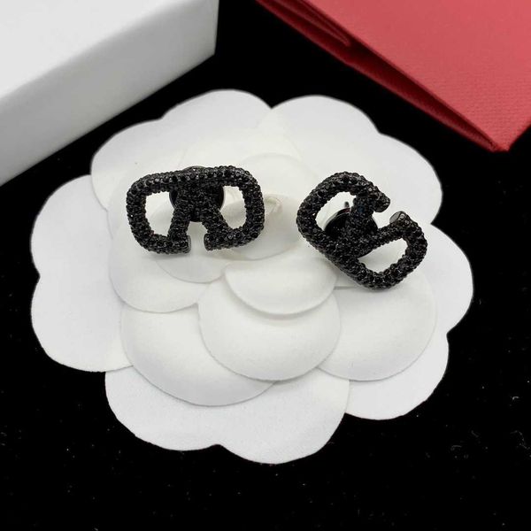 accessories diamond ring luxury designer necklace flowers clover bangle women warrens light french vv letter square hollow out pearl inlaid, Silver
accessories diamond ring luxury designer necklace flowers clover bangle women warrens light french vv letter square hollow out pearl inlaid, Silver
