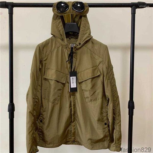 men's jackets zipper cp jacket windproof men's spring and autumn fashion coat 2023 summer loose casual hoody fashion, Black;brown
men's jackets zipper cp jacket windproof men's spring and autumn fashion coat 2023 summer loose casual hoody fashion, Black;brown