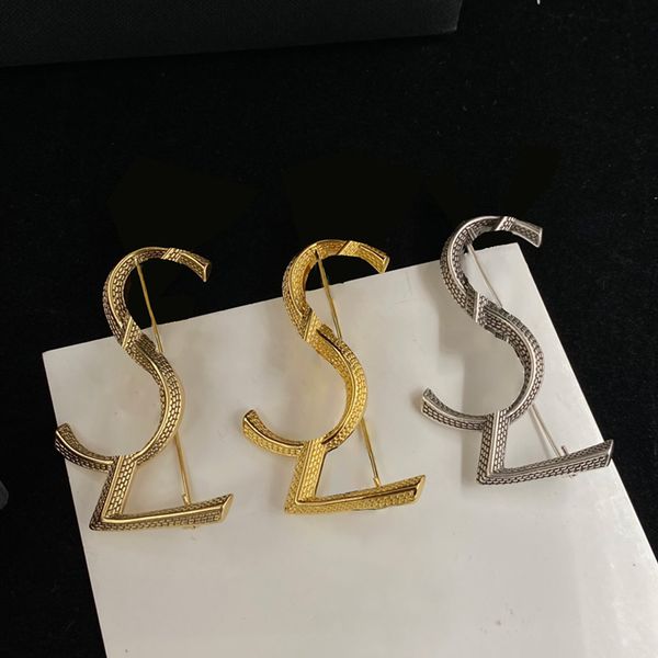 metal alphabet brooch ladies fashion brand 18k gold plated simple letters combination 925 silver plated vintage copper brooches accessories, Gray
metal alphabet brooch ladies fashion brand 18k gold plated simple letters combination 925 silver plated vintage copper brooches accessories, Gray