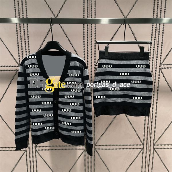 luxury striped women cardigan skirt letter contrast color knitted skirts set charm slim lady girl knits, Black
luxury striped women cardigan skirt letter contrast color knitted skirts set charm slim lady girl knits, Black