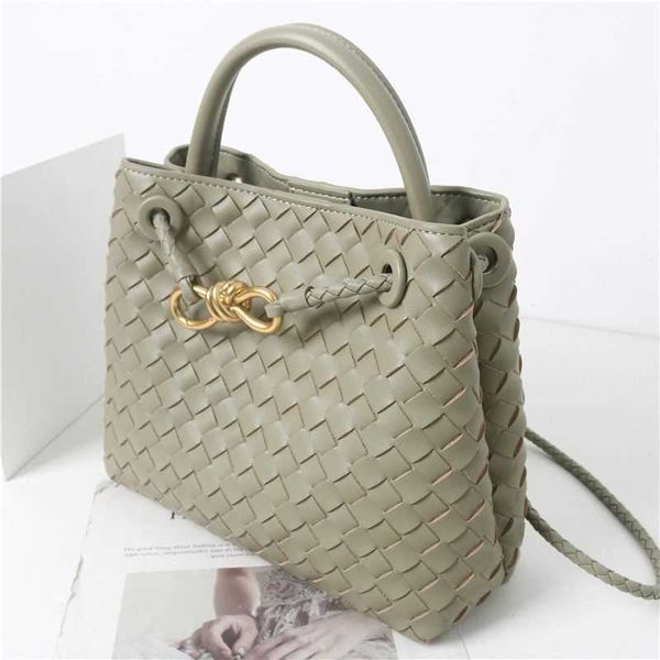 spring/summer designer andiamo bag botegas new purse cowhide 2023 metal rope buckle handheld woven commuter one shoulder crossbody handbag f
spring/summer designer andiamo bag botegas new purse cowhide 2023 metal rope buckle handheld woven commuter one shoulder crossbody handbag f