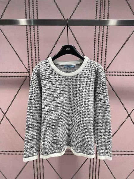 women's knits & tees designer 23 spring/summer new contrast stripe pullover long sleeve knitwear female letter jacquard craft design 67, White
women's knits & tees designer 23 spring/summer new contrast stripe pullover long sleeve knitwear female letter jacquard craft design 67, White