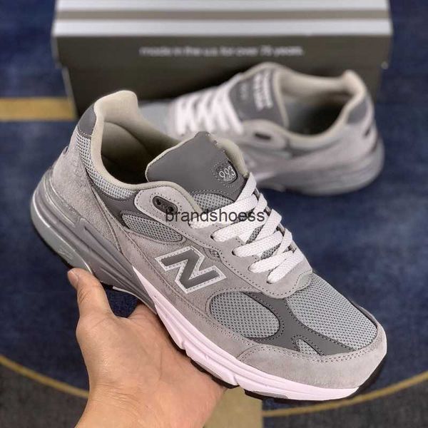 chunyuan nb993 men's sports and leisure running shoes women's board shoes outdoor men's shoes women's shoes, Black
chunyuan nb993 men's sports and leisure running shoes women's board shoes outdoor men's shoes women's shoes, Black