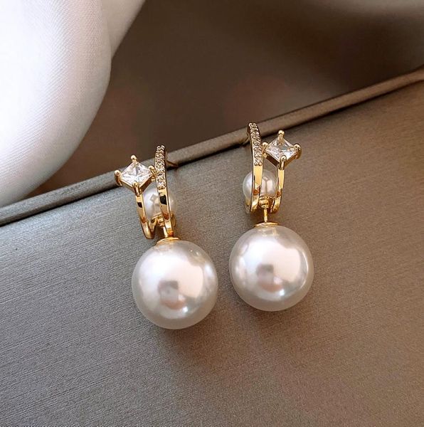 women pearl earings designer jewelry luxurys studs earrings 925 silver boucle hoops with box new1801737, Golden;silver
women pearl earings designer jewelry luxurys studs earrings 925 silver boucle hoops with box new1801737, Golden;silver