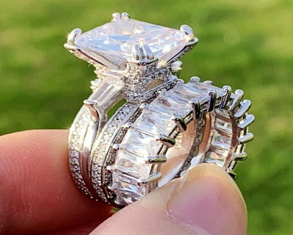 6ct couple rings luxury jewelry 925 sterling silver princess cut white z eiffel tower party women wedding bridal ring set gift2175316, Slivery;golden
6ct couple rings luxury jewelry 925 sterling silver princess cut white z eiffel tower party women wedding bridal ring set gift2175316, Slivery;golden