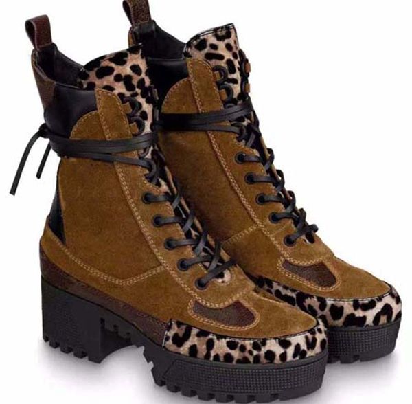 autumn and winter new women's shoes laureate embroidered nylon suede calfskin thick sole high short boots sand boots elevated thick hee, Black
autumn and winter new women's shoes laureate embroidered nylon suede calfskin thick sole high short boots sand boots elevated thick hee, Black