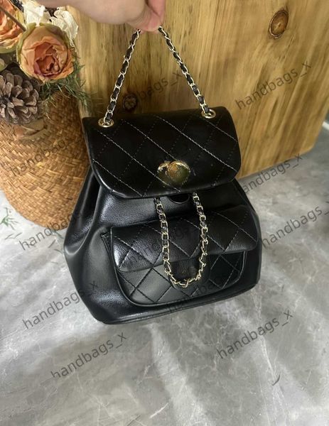 2023 new premium sheepskin duma backpack fragrant granny lingge chain striped one shoulder women's bag rg4o
2023 new premium sheepskin duma backpack fragrant granny lingge chain striped one shoulder women's bag rg4o