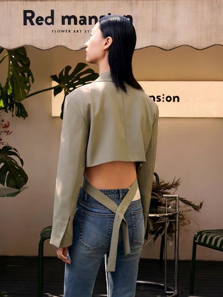 women suits luxury brand blazer designer australia designer wonderland floral odyssey print customized suit jacket fashion coat blazer women, White;black
women suits luxury brand blazer designer australia designer wonderland floral odyssey print customized suit jacket fashion coat blazer women, White;black