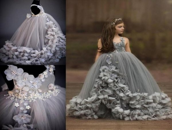 silver grey 2018 little girls pageant dresses new modest ruffles puffy skirt jewel full length 3d floral flower girls dress for we6615764, White;red
silver grey 2018 little girls pageant dresses new modest ruffles puffy skirt jewel full length 3d floral flower girls dress for we6615764, White;red