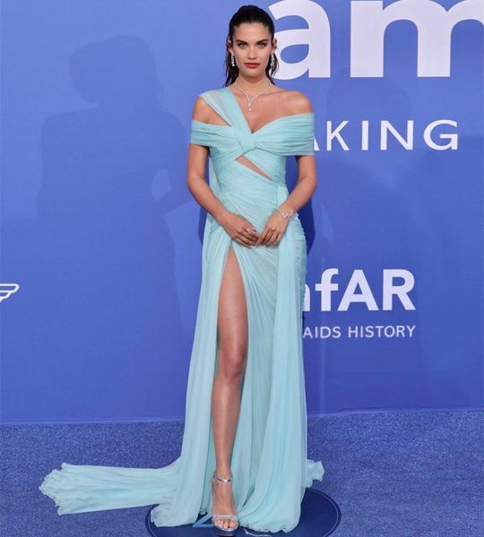 long blue chiffon prom dresses with slit a-line off shoulder pleats zipper back robe de soiree floor length formal party dresses for women, Black
long blue chiffon prom dresses with slit a-line off shoulder pleats zipper back robe de soiree floor length formal party dresses for women, Black