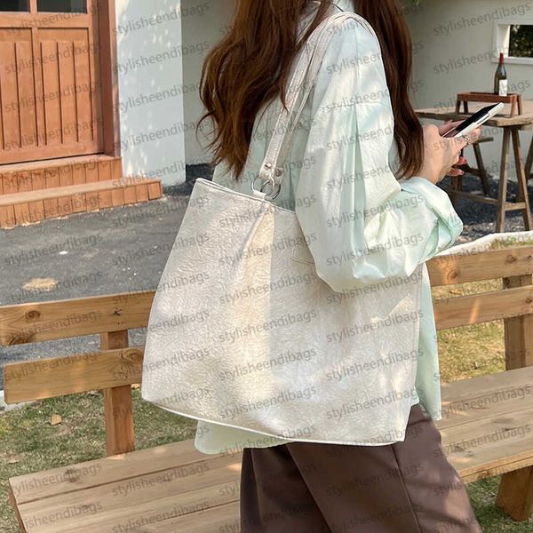 handbag fashion tote bag daily leisure bag underarm bag large capacity bag magnetic buckle solid color bag shoulder bag sewing thread stylis
handbag fashion tote bag daily leisure bag underarm bag large capacity bag magnetic buckle solid color bag shoulder bag sewing thread stylis