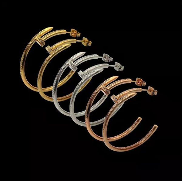 fashion woman designer hoop earring luxury full diamond nail earrings 3a grade crystal love jewelry suitable for women1917270, Golden;silver
fashion woman designer hoop earring luxury full diamond nail earrings 3a grade crystal love jewelry suitable for women1917270, Golden;silver