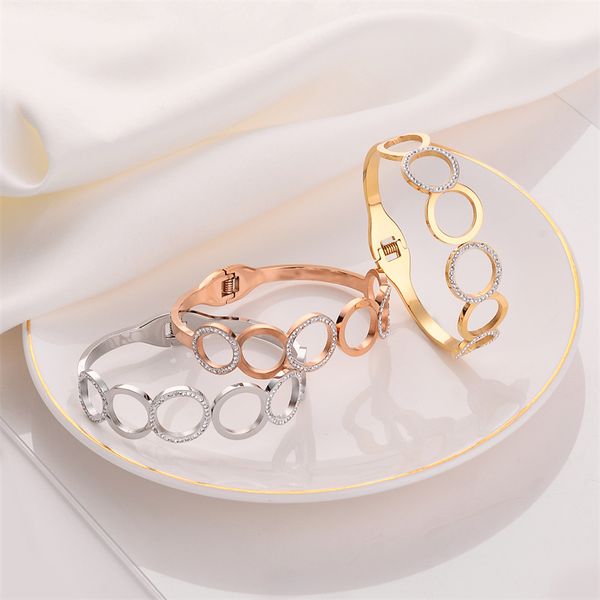 

New Popular Titanium Steel Hollow Circle Bangle Cuff Bracelet Jewelry for Women Gift
