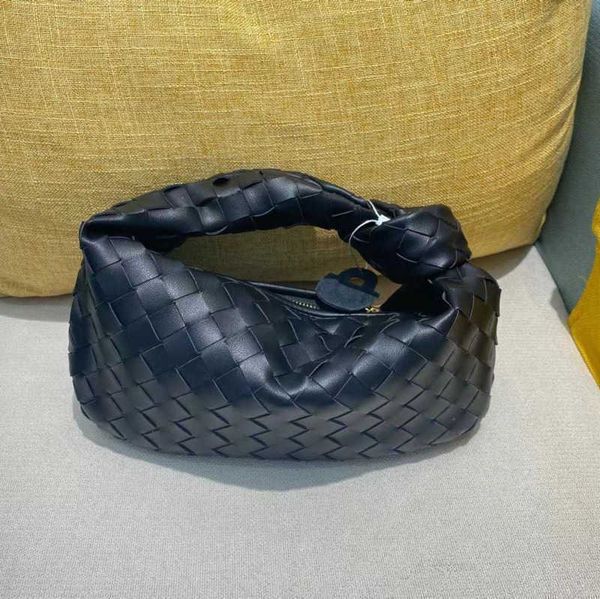 vneta bags jodie totes abottegas woven luxury designer bag knotted same mini horn single shoulder armpit portable clou shoulder bags wbg yiy
vneta bags jodie totes abottegas woven luxury designer bag knotted same mini horn single shoulder armpit portable clou shoulder bags wbg yiy
