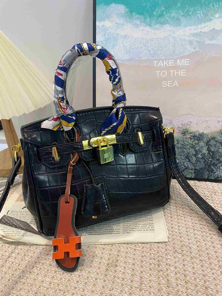 h ermes fashion brikiss handbags for sale fans give back crocodile pattern bright leather bag 20 25 30 large capacity single shoulder cross
h ermes fashion brikiss handbags for sale fans give back crocodile pattern bright leather bag 20 25 30 large capacity single shoulder cross