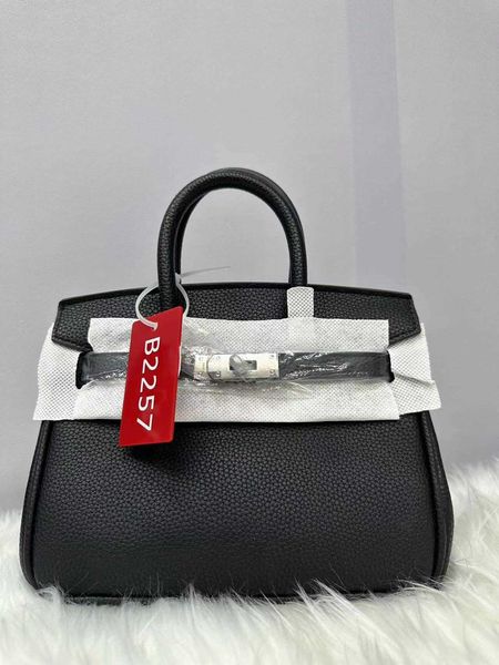 h ermes fashion brikis's handbags for sale 2023 bag inch portable large capacity women's with real logo
h ermes fashion brikis's handbags for sale 2023 bag inch portable large capacity women's with real logo