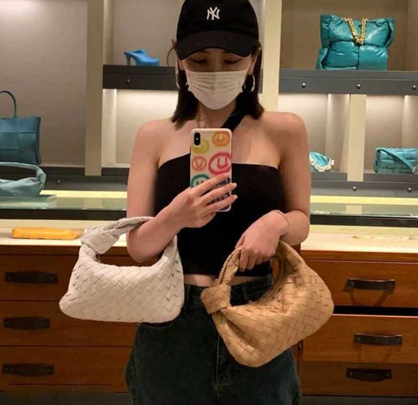 vneta shoulder authentic teen abottegas jodie crossbody bags elegant totes classic bag knotted cowhide dumpling jodies designer bags cloud v
vneta shoulder authentic teen abottegas jodie crossbody bags elegant totes classic bag knotted cowhide dumpling jodies designer bags cloud v