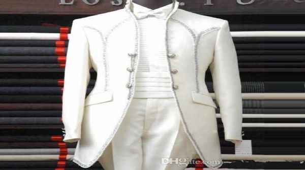 2020 new white man suits shawl lapel three button bow tie groomsman tuxedos men wedding suits beautiful 7851618088, Black;gray
2020 new white man suits shawl lapel three button bow tie groomsman tuxedos men wedding suits beautiful 7851618088, Black;gray