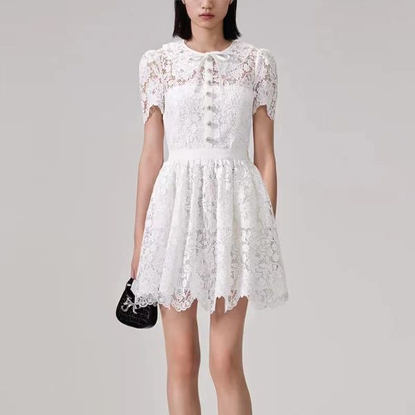 designer dress early autumn women designer clothing polo collar with hollowed out lace and diamond bow tie, waist down, slim white dress, Black;gray
designer dress early autumn women designer clothing polo collar with hollowed out lace and diamond bow tie, waist down, slim white dress, Black;gray