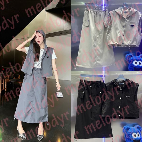 women sleeveless hoodies dress set autumn hooded vest coat elastic waist skirts metal triangle casual tank skirts, White
women sleeveless hoodies dress set autumn hooded vest coat elastic waist skirts metal triangle casual tank skirts, White