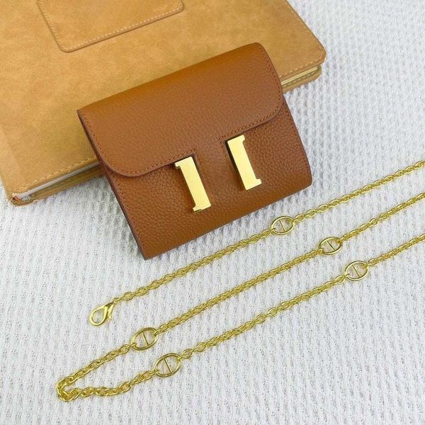 r wallet kangkang mini chain bag single shoulder crossbody h-buckle short wallet money clip layer cowhide leather style high end, Red;black
r wallet kangkang mini chain bag single shoulder crossbody h-buckle short wallet money clip layer cowhide leather style high end, Red;black