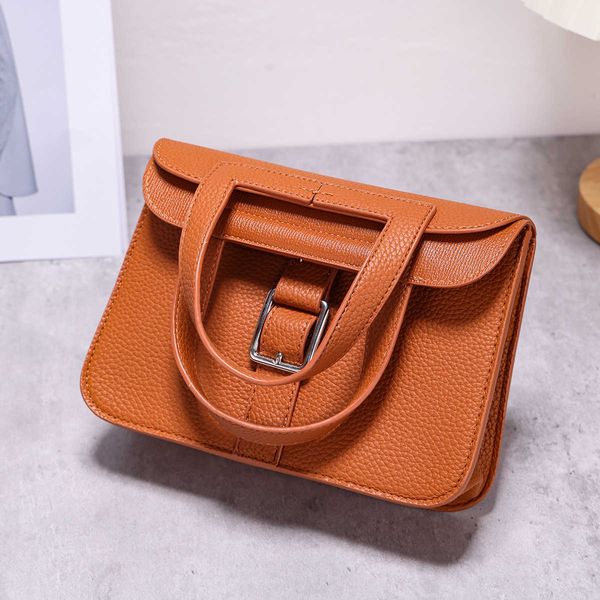 niche fashion high sense of lychee grain briefcase shoulder handheld large capacity messenger bag 0807
niche fashion high sense of lychee grain briefcase shoulder handheld large capacity messenger bag 0807
