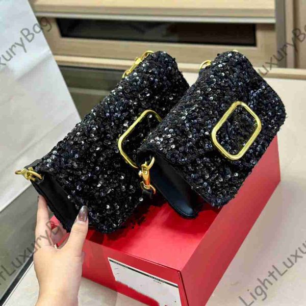 designer diamond-encrusted handbag 7a leather crossbody bag brand light luxury evening bags metal texture big logo victory style femal 23080
designer diamond-encrusted handbag 7a leather crossbody bag brand light luxury evening bags metal texture big logo victory style femal 23080