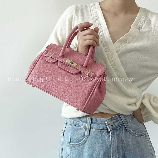 luxury h ermes brikiss evening bags for women online store soft and versatile bag temperament highend feel lychee patterned lock buckle cros
luxury h ermes brikiss evening bags for women online store soft and versatile bag temperament highend feel lychee patterned lock buckle cros