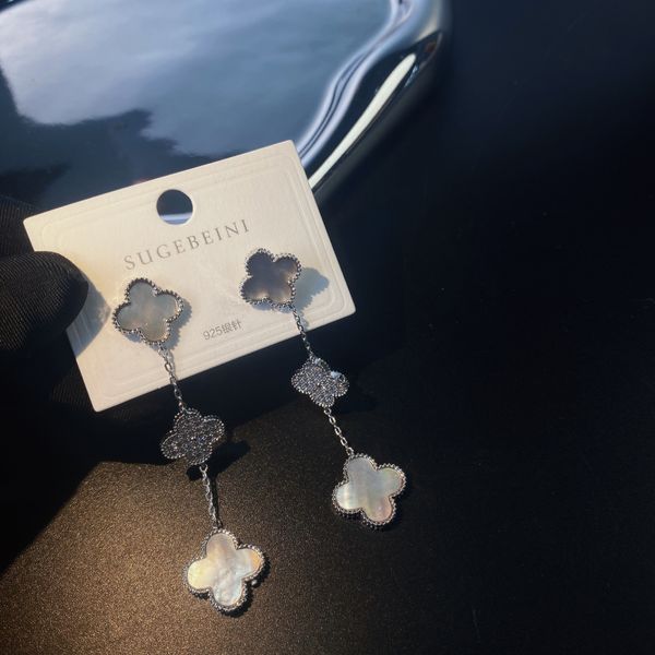 four leaf clover 925 silver natural fritillaria zircon earrings new trendy long earring, Golden
four leaf clover 925 silver natural fritillaria zircon earrings new trendy long earring, Golden