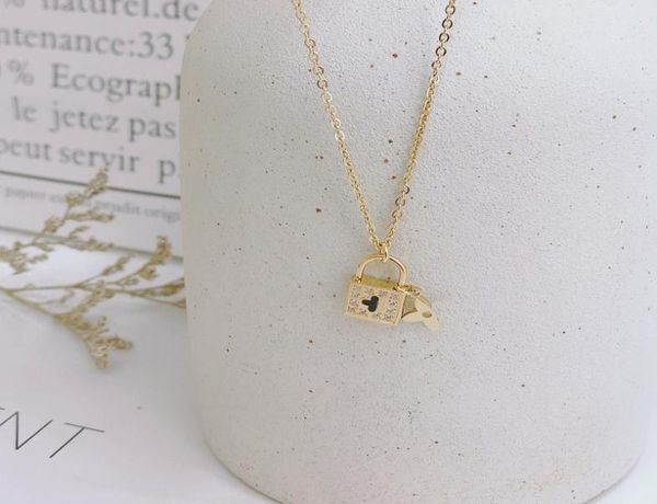18k gold plated stainless steel necklace fashion women designer necklaces choker letter pendant chain crystal rhinestone wedding j7742224, Silver
18k gold plated stainless steel necklace fashion women designer necklaces choker letter pendant chain crystal rhinestone wedding j7742224, Silver