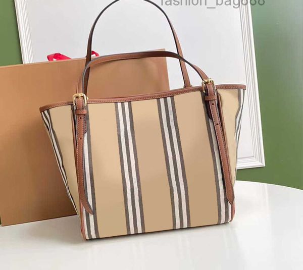 evening bags women tote shopping bags classic check handbag shoulder bag casual large capacity hasp purse adjustable shoulder strap wallet
evening bags women tote shopping bags classic check handbag shoulder bag casual large capacity hasp purse adjustable shoulder strap wallet
