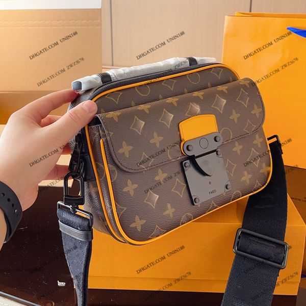 23ss men luxurys designer totes bags onthego cowhide leather handbag flowers shouder crossbody ladies handbags flowers with original hardwar
23ss men luxurys designer totes bags onthego cowhide leather handbag flowers shouder crossbody ladies handbags flowers with original hardwar