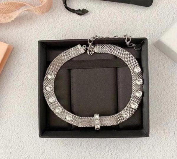 miu 21 mesh retro threedimensional bow crystal hollow light short chain necklace allmatch57190057364736, Silver
miu 21 mesh retro threedimensional bow crystal hollow light short chain necklace allmatch57190057364736, Silver