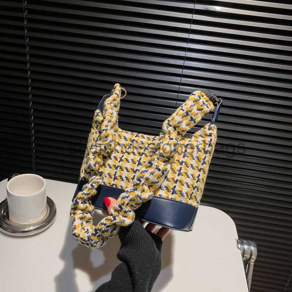 shoulder bags fashionable one shoulder bucket bag small design bag for women spring 2023 new leisure commuter crossbody bag for womenstylish
shoulder bags fashionable one shoulder bucket bag small design bag for women spring 2023 new leisure commuter crossbody bag for womenstylish