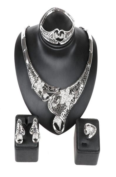 fashion brand african jewelry set new design 18k gold plated necklace bracelet earrings ring jewellery sets3075275, Slivery;golden
fashion brand african jewelry set new design 18k gold plated necklace bracelet earrings ring jewellery sets3075275, Slivery;golden