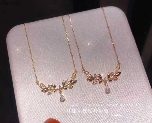 new exquisite shiny water drop zircon pendant necklace simple jewelry leaf shape wild temperament birthday gift l230704, Silver
new exquisite shiny water drop zircon pendant necklace simple jewelry leaf shape wild temperament birthday gift l230704, Silver